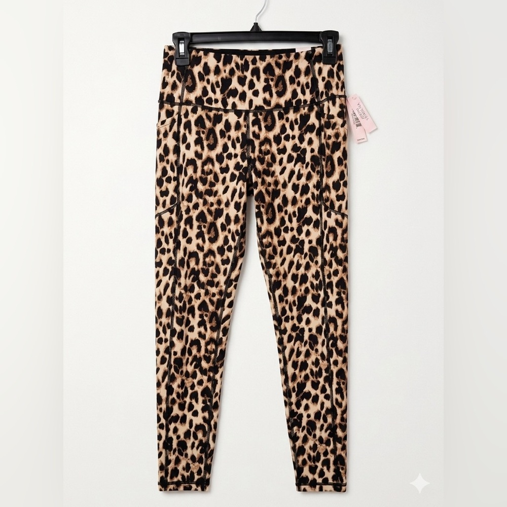 NWT Victoria’s Secret Leopard Print 7/8 High Rise Leggings Size 6